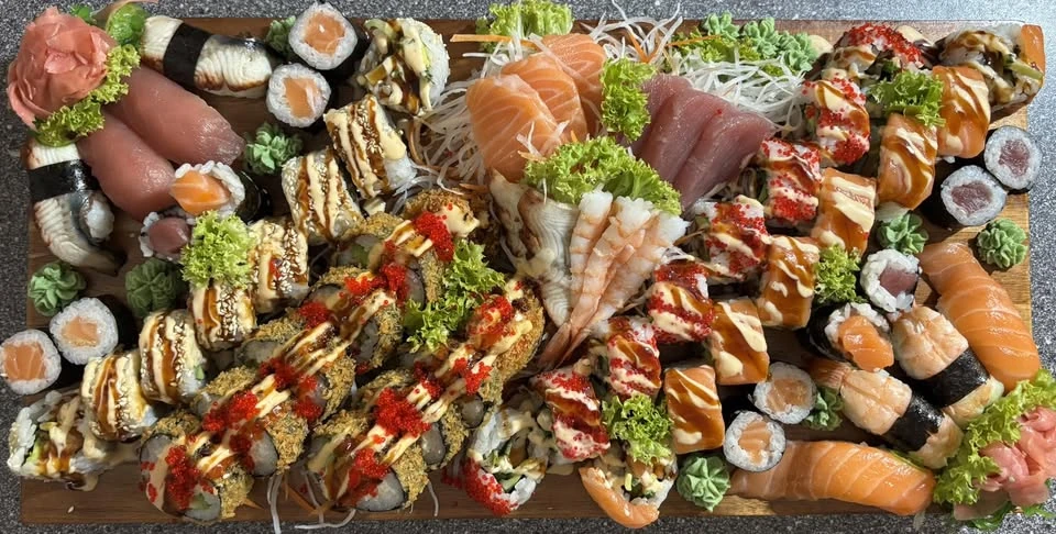 Velký sushi talíř